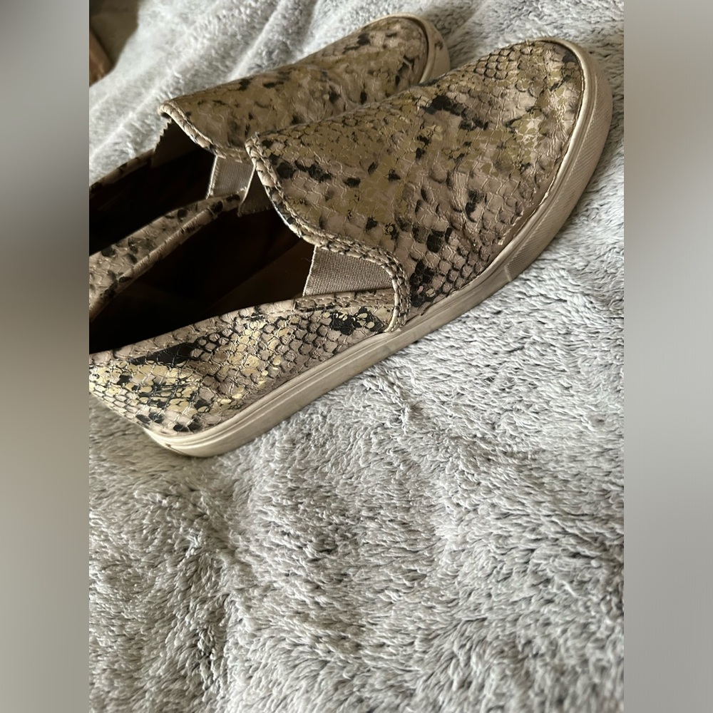 Steve Madden size 8
